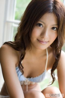 深田咏美整容成功